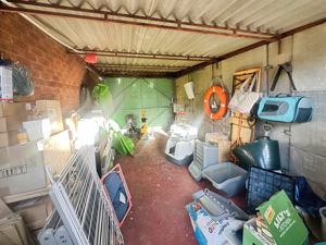 Garage- click for photo gallery